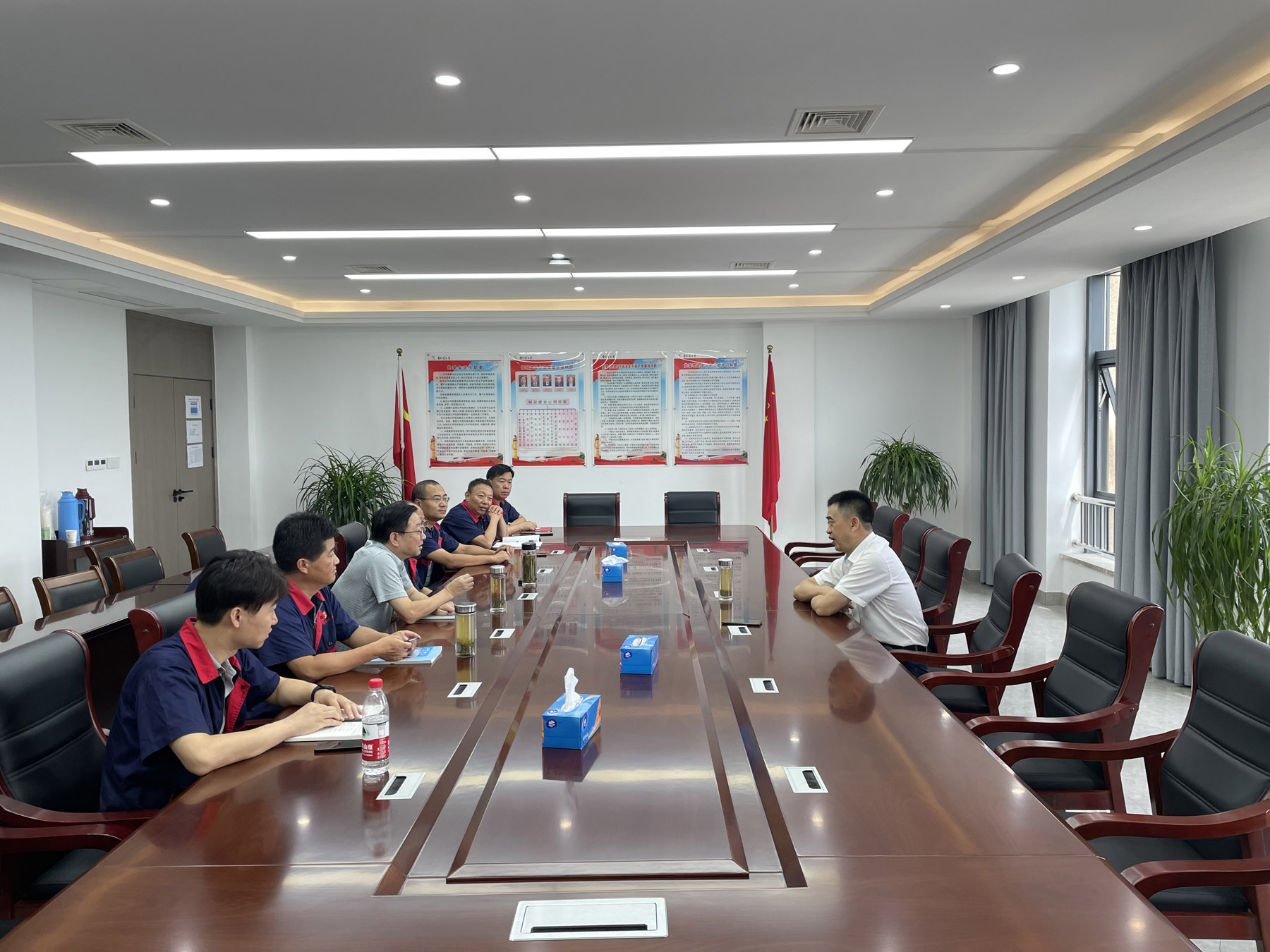 集團公司黨委委員、總工程師周俊到公司調研