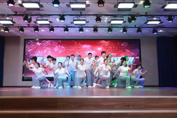 公司舉辦2025年迎新春聯歡會